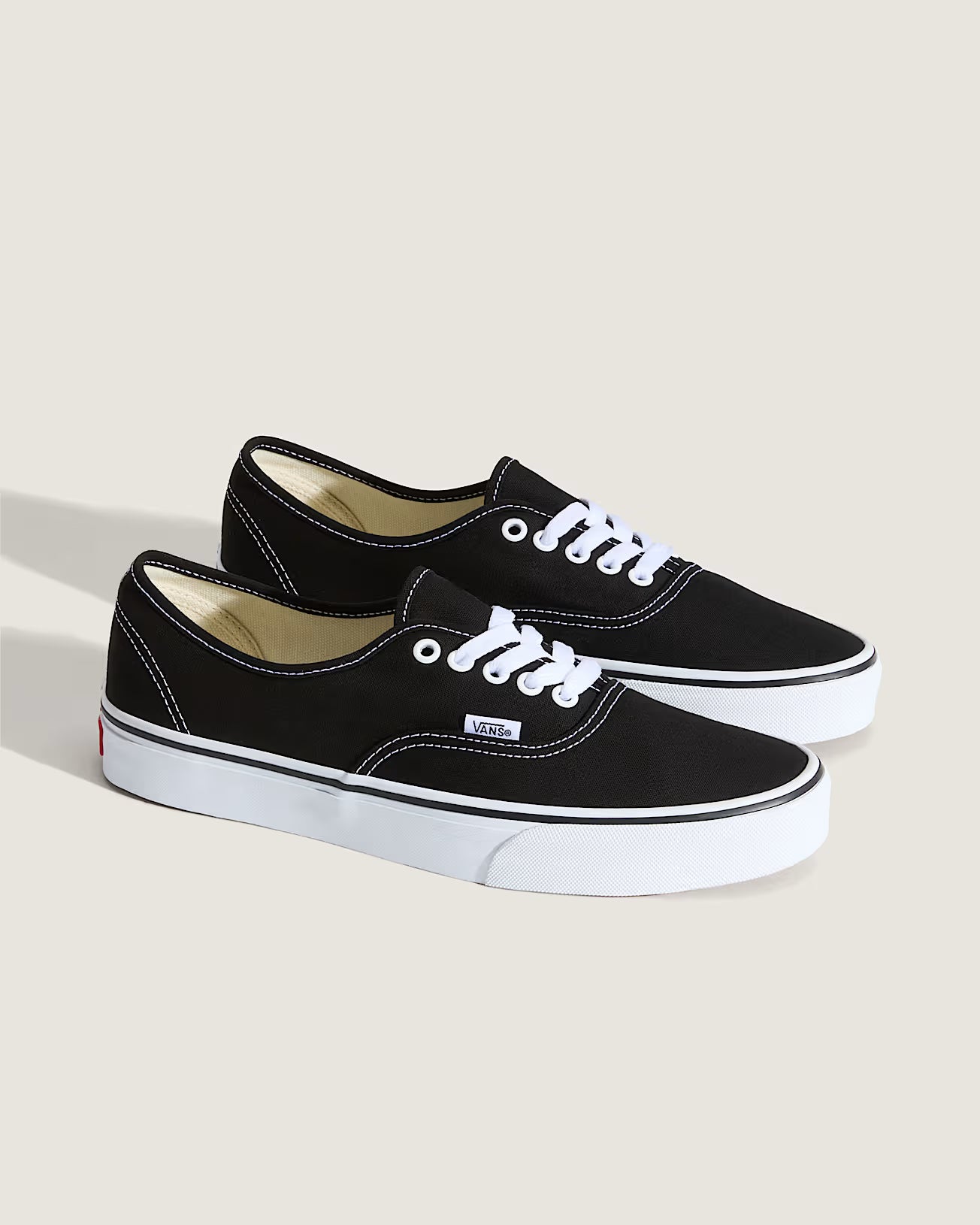 VANS AUTHENTIC