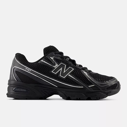 NEW BALANCE 740